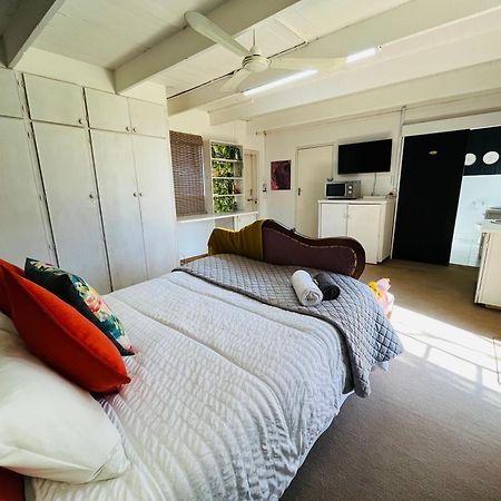 The Gallery Lounge Potchefstroom Esterno foto