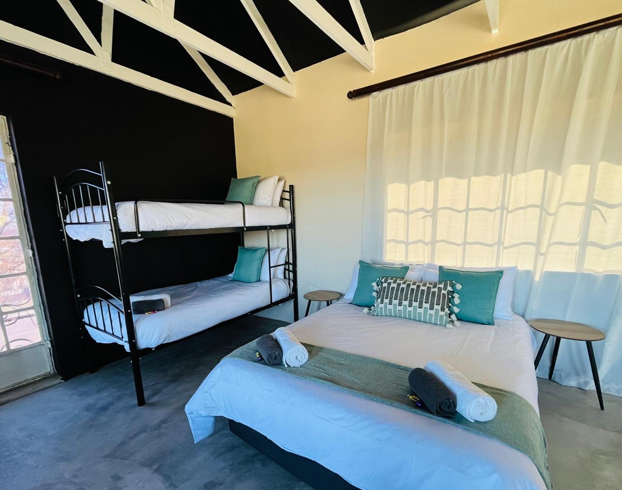 The Gallery Lounge Potchefstroom Esterno foto